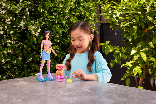 c3a53e810077645cdc755f9638e621f4aac63366.jpg Búp bê Barbie JMJ43