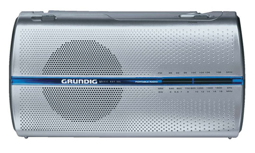 cfa676f1f741ae8960c3207ffe45ef484a5f510b.jpg Radio Grundig Music Boy 50 Xách tay Analog màu chrome